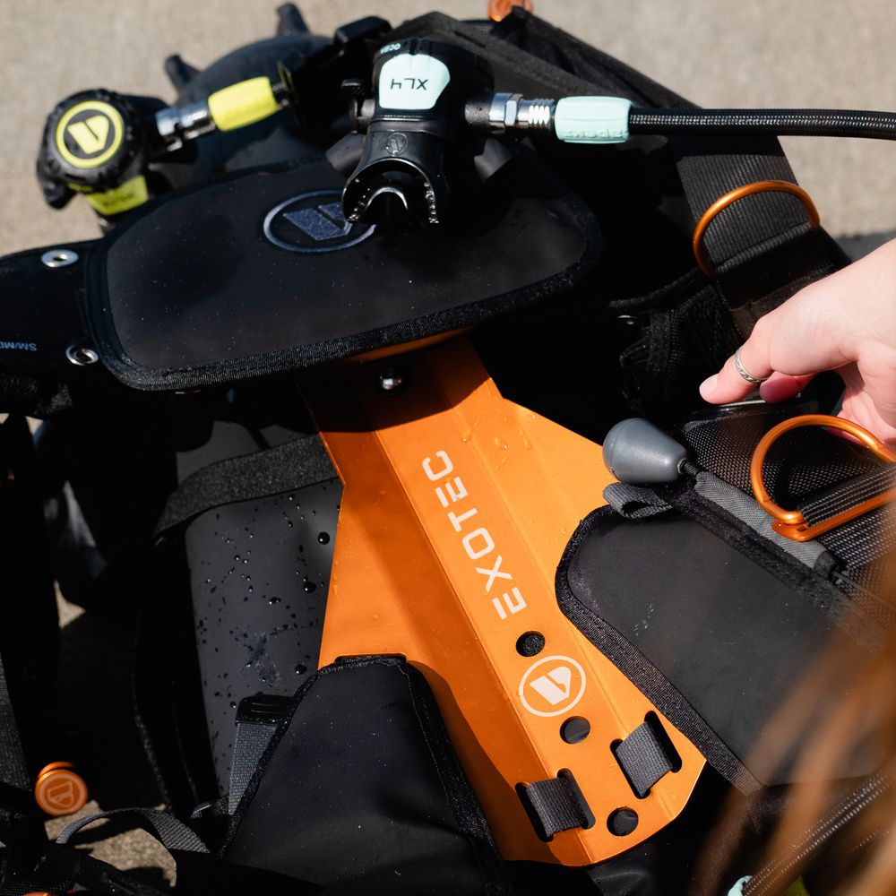 WHAT’S IN THE BOX - EXOTEC - Dive BCD