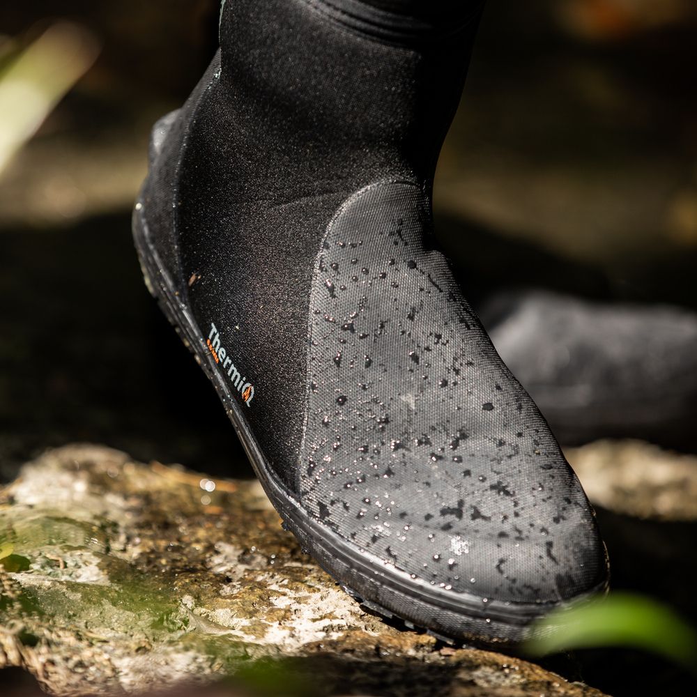 WHAT’S IN THE BOX - THERMIQ - Dive Boots